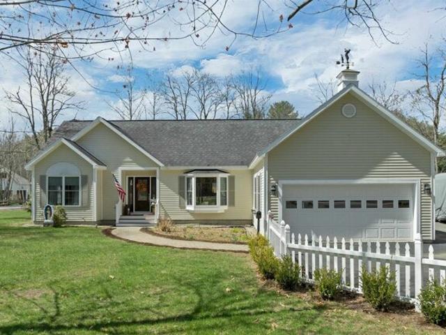 House for sale in New Hampshire