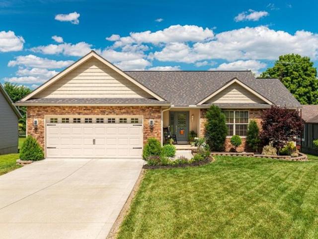 House for sale in Howard