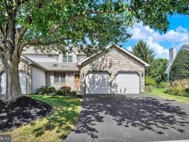 Condo for sale in York