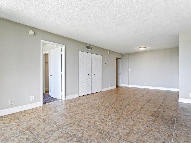 Apartment for rent in Lauderhill, Florida