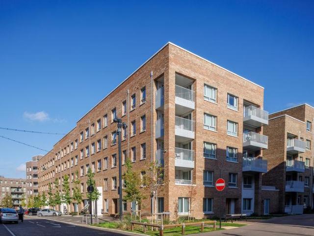 Apartment for rent in Scrattons Farm, Greater London