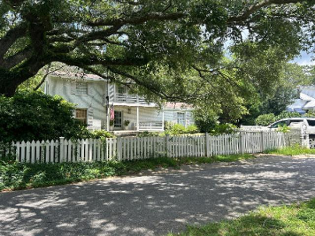 House for sale in Fairhope, Alabama