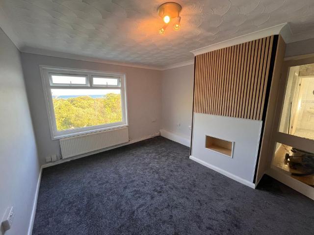 Apartment for rent in Mayals, Swansea