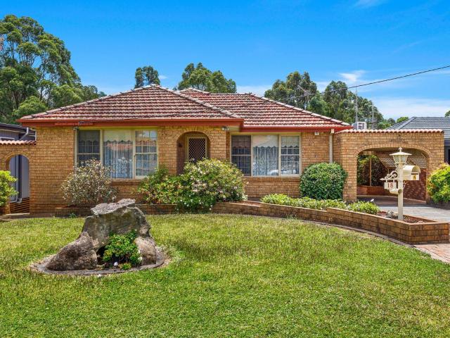 House for rent in Wollongong West, New South Wales
