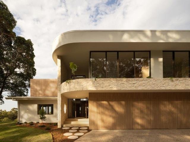 Cottage for sale in Kings Creek, Queensland