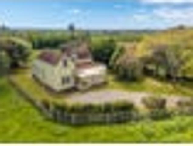 House for sale in Kāpiti Coast District, Wellington