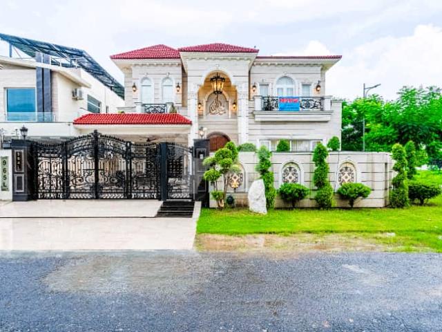 House for sale in لاہور, لاہور ڈویژن