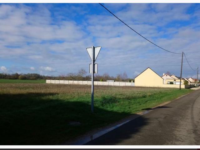 Maison vente à Châteaudun, Alluyes