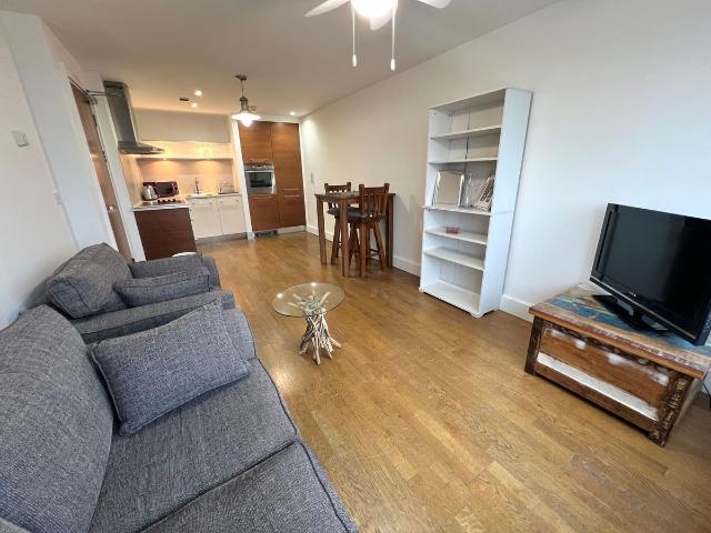 Apartment for rent in Cardiff Bay, Cardiff