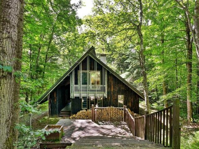 House for sale in Rochester, Windsor County