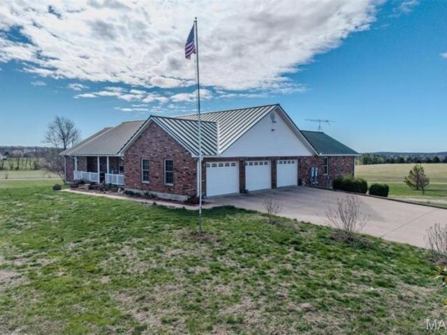 House for sale in Laclede, Missouri