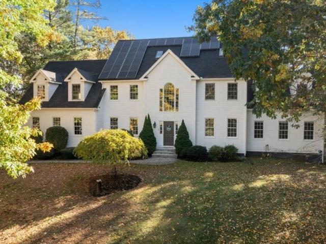 House for sale in Hopkinton, Middlesex County