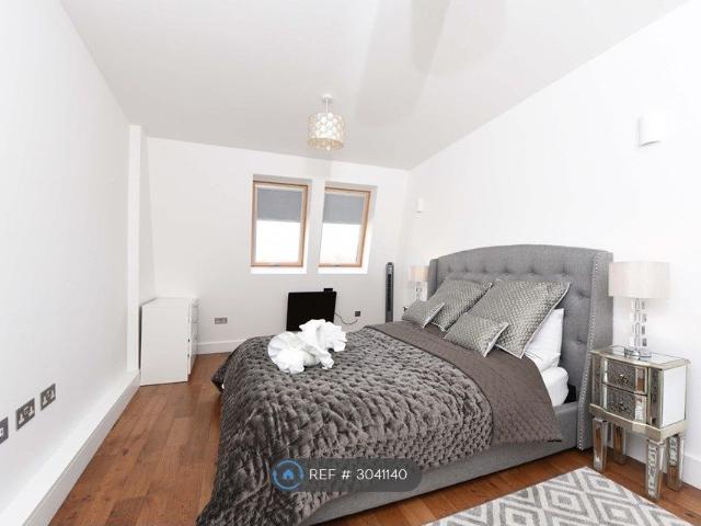 Apartment for rent in Clapham Junction, Greater London