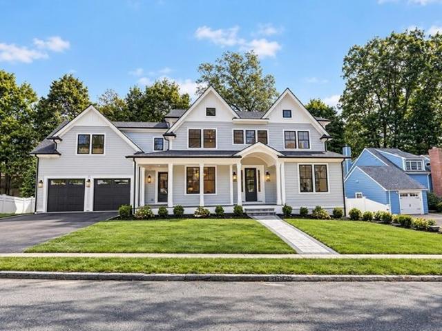 House for sale in Needham Heights, Needham