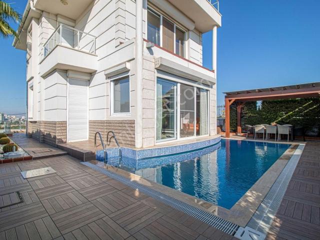 Aksu, Antalya içerisinde satılık Villa