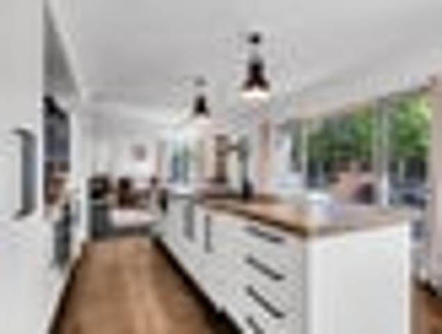 House for sale in Oakura, Canterbury