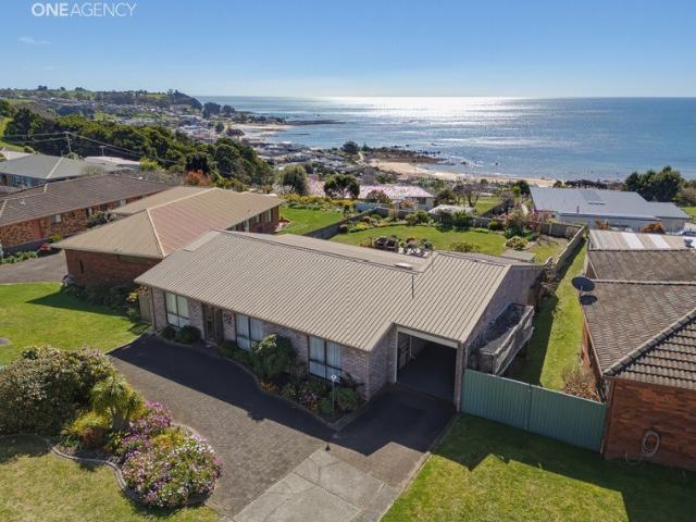 House for sale in Penguin, Central Coast
