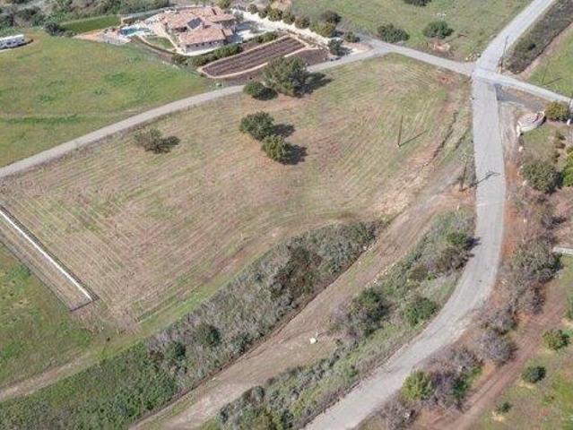 Land for sale in Fallbrook