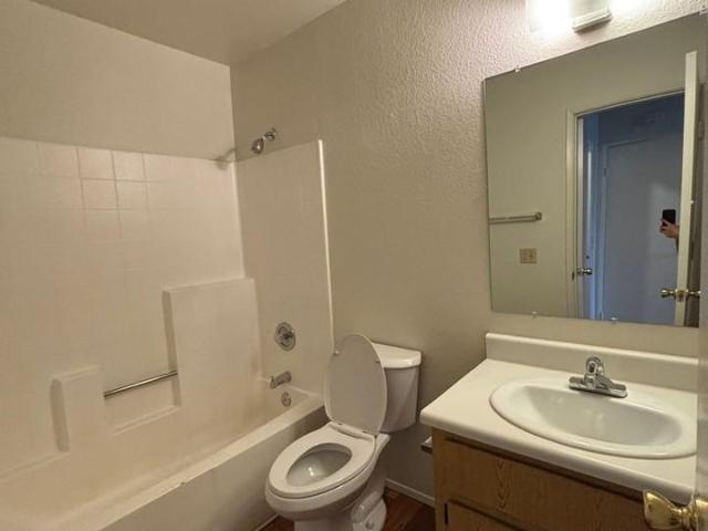 Apartment for rent in Fallbrook, California