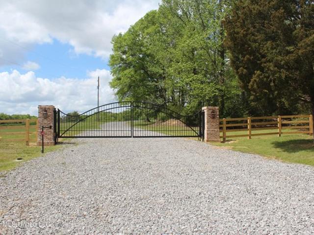 Land for sale in Flora, Mississippi