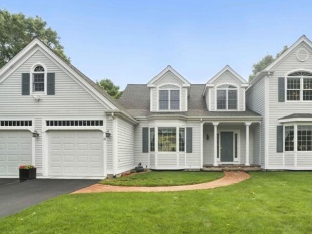 House for sale in Osterville