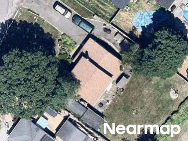 House for sale in Bohemia, New York