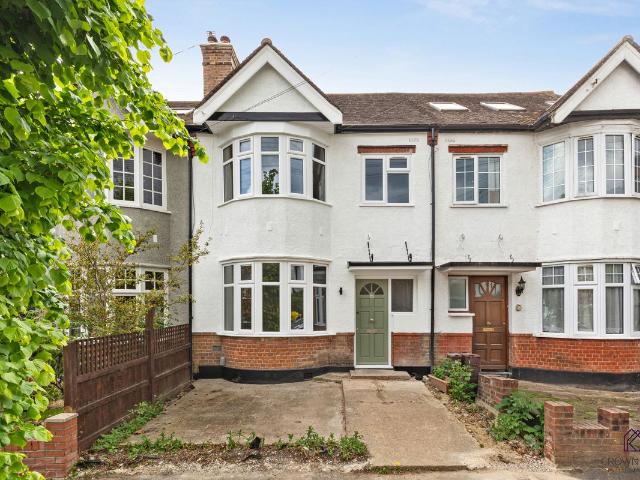 House for rent in Fallow Corner, Greater London