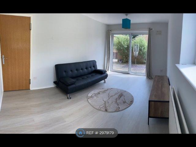 Apartment for rent in Sydenham, Green Close