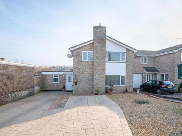 House for sale in Redhill Grange, Wellingborough