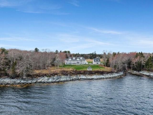 House for sale in Blue Hill, Maine