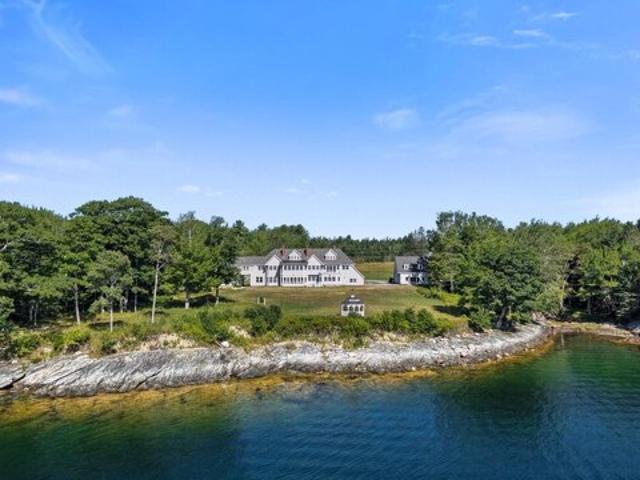 House for sale in Blue Hill, Maine