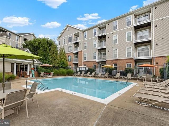 Condo for sale in Falls Church