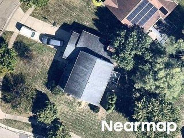 House for sale in Roselawn, Ohio