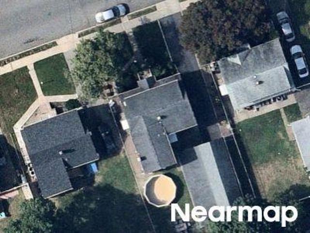 House for sale in Elmwood Park, New Jersey