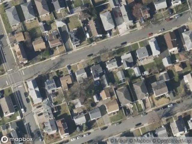 House for sale in Elmwood Park, New Jersey