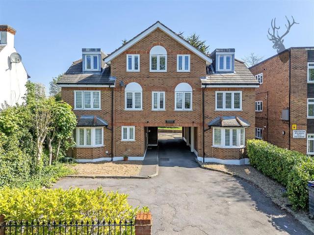 Apartment for rent in Highams Park, Greater London