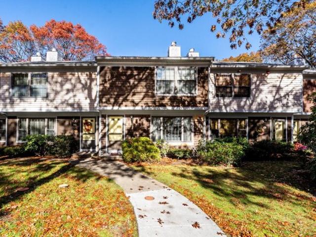 Condo for sale in Mashpee, Massachusetts