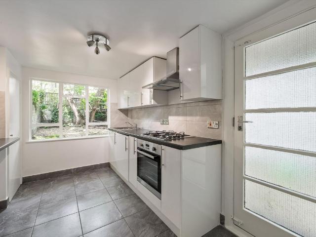 House for rent in Bermondsey Village, Greater London