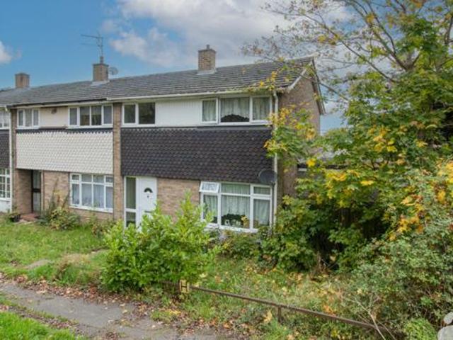House for sale in Lee Chapel, Essex