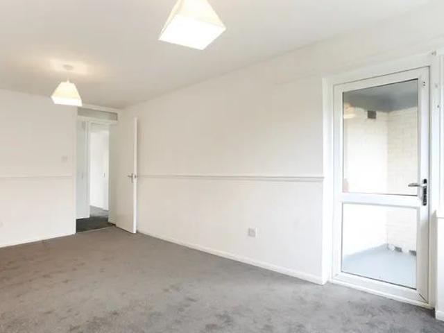 Apartment for rent in London Borough of Lewisham, Bell Green