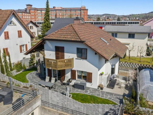 Einfamilienhaus kaufen in Dottikon, Aargau