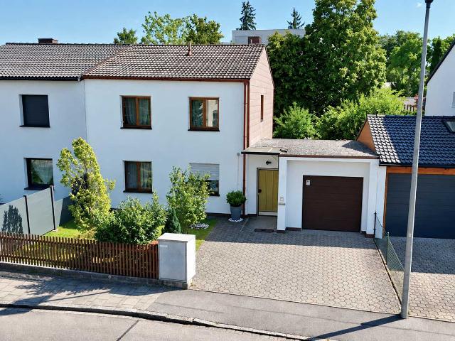 Doppelhaushälfte kaufen in Hohenbrunn