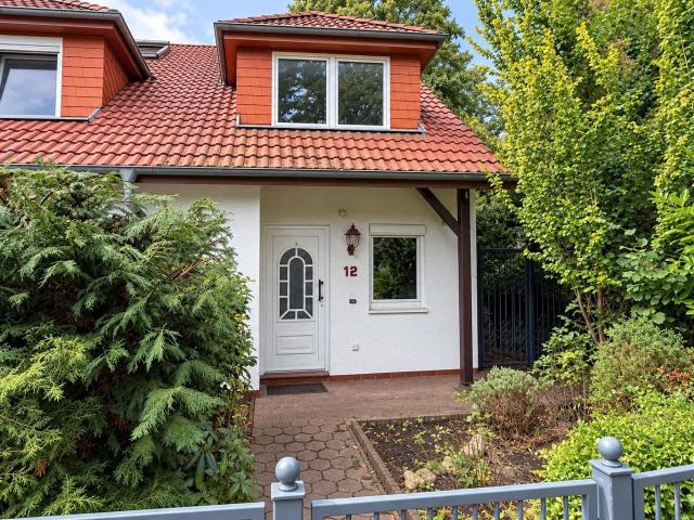 Villa kaufen in Huchting, Bremen