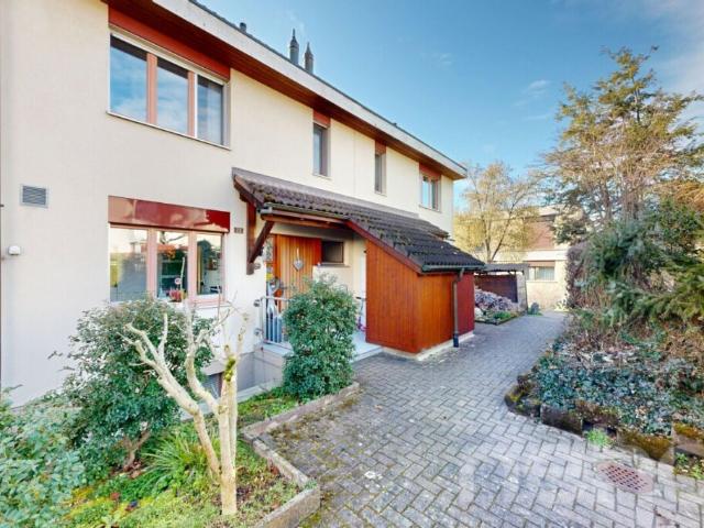 Reihenfamilienhaus kaufen in Dornach, Solothurn