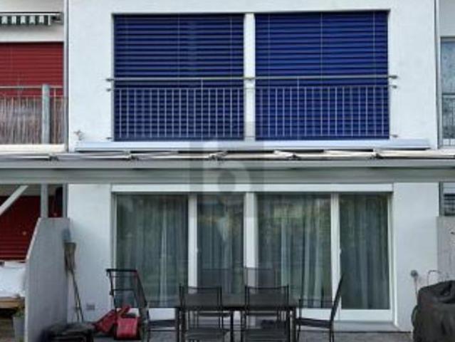 Haus mieten in Volketswil, Zürich