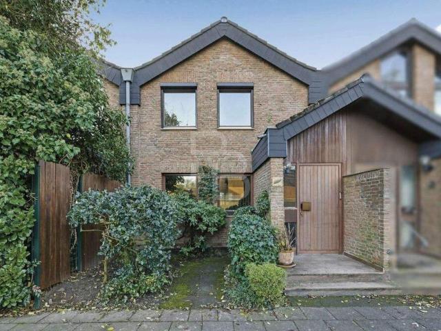 Haus kaufen in Zündorf, Köln