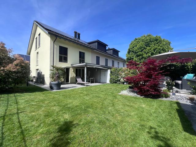 Reihenfamilienhaus kaufen in Henggart, Zürich