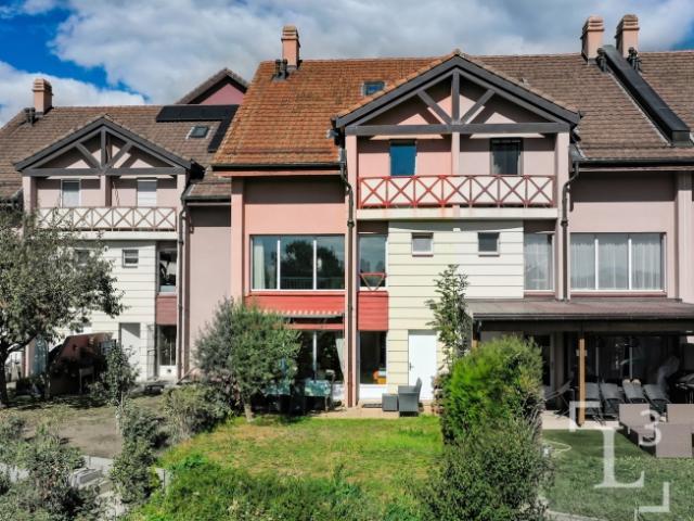 Reihenfamilienhaus kaufen in Aubonne, Waadt