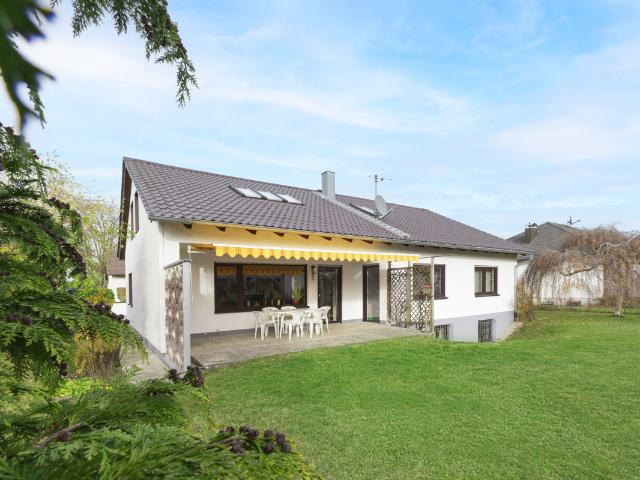 Villa kaufen in Untermeitingen, Bayern