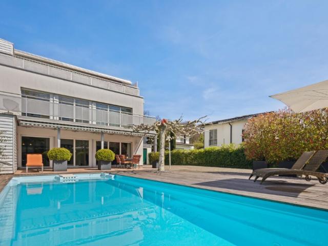 Einfamilienhaus kaufen in Meilen, Zürich